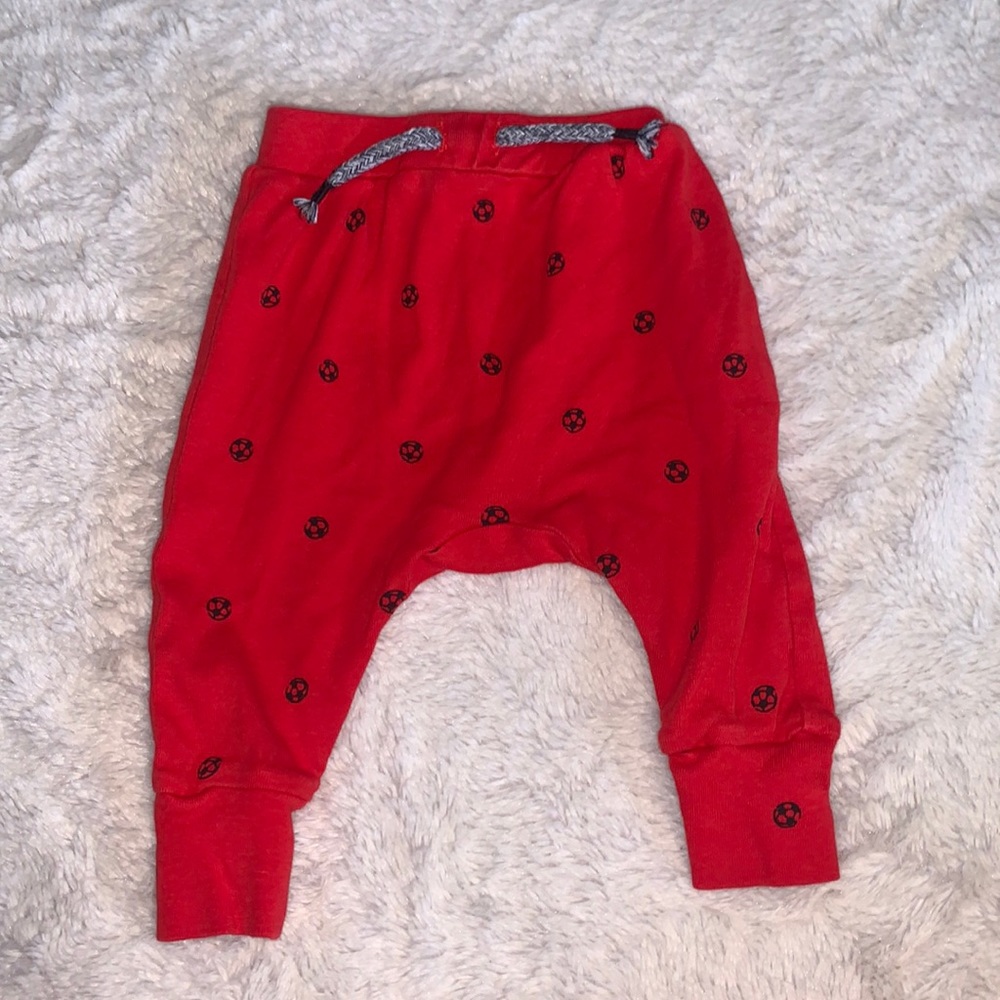 red joe fresh soccer ball print pants ⚽️